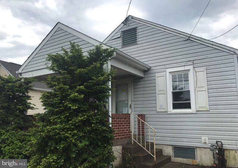 Bristol, PA 19007,1102 EDGELY RD