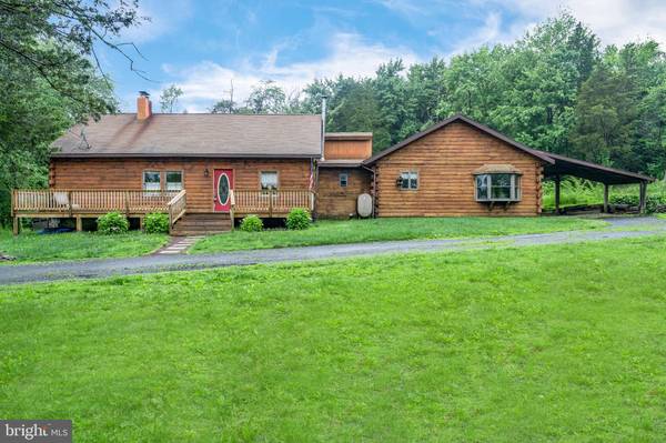 1080 SLEEPY HOLLOW RD, Pennsburg, PA 18073