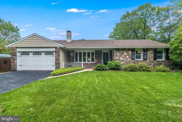 9 ELBOW LN, Yardley, PA 19067