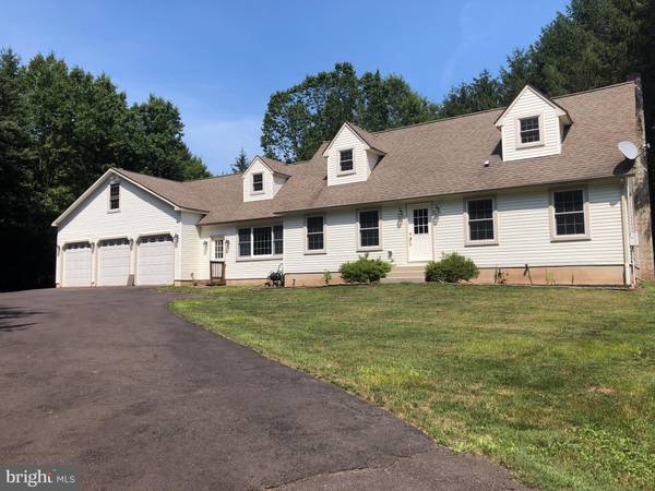 1239 SLOTTER RD, Perkasie, PA 18944