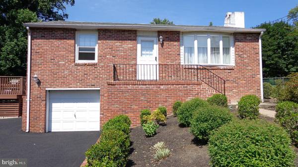 637 HILLSIDE AVE, Langhorne, PA 19047