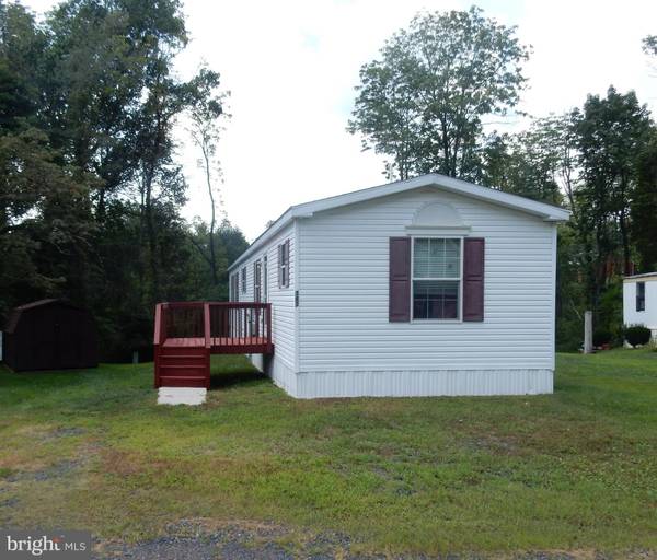 Quakertown, PA 18951,382 APPLE DR