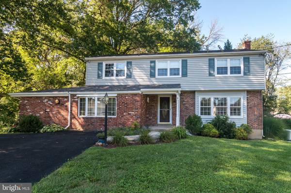 45 NOREEN DR, Yardley, PA 19067