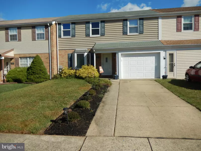 2471 GREENLAND CT, Bensalem, PA 19020