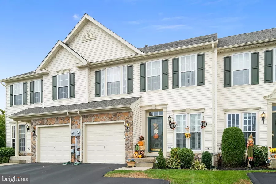 2635 CRABAPPLE CIR, Perkasie, PA 18944