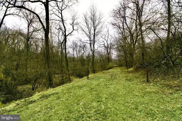 Riegelsville, PA 18077,LOT 1 WALNUT LN