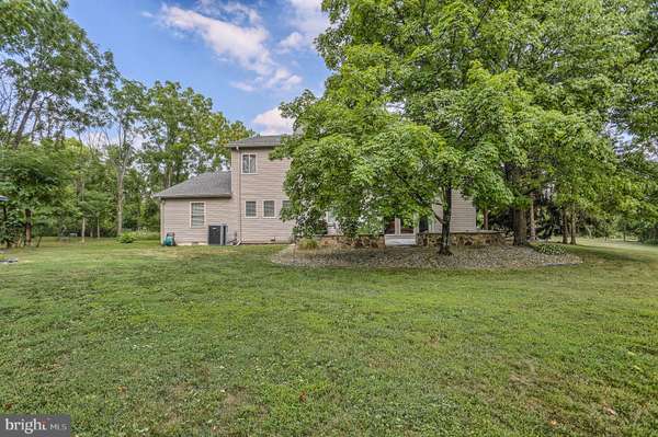 Carlisle, PA 17015,8 APPALOOSA WAY