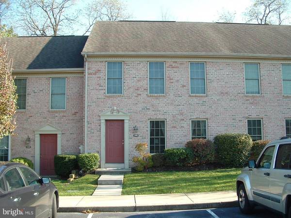 330 STONEHEDGE LN, Mechanicsburg, PA 17055