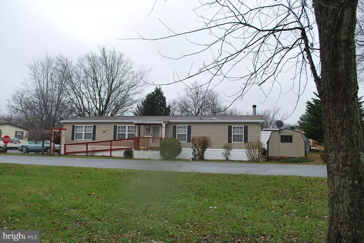 Carlisle, PA 17015,1 PEACH LN