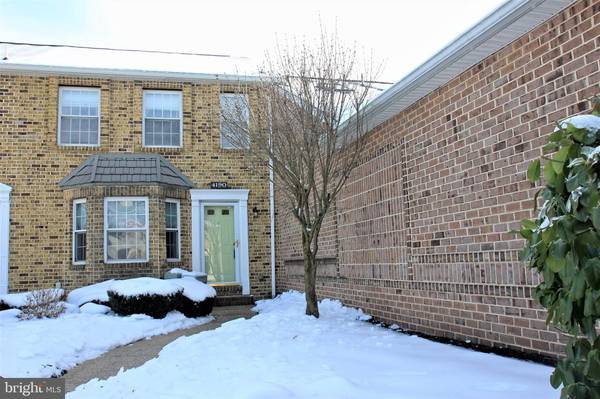 4190 NANTUCKET DR, Mechanicsburg, PA 17050