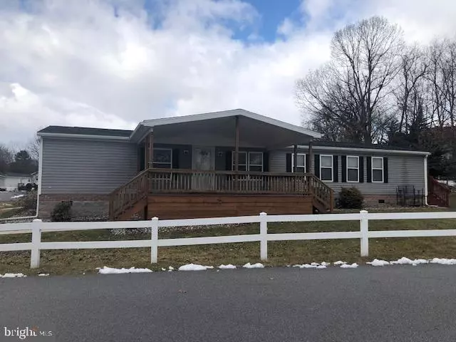 104 RUSTIC DR, Shippensburg, PA 17257