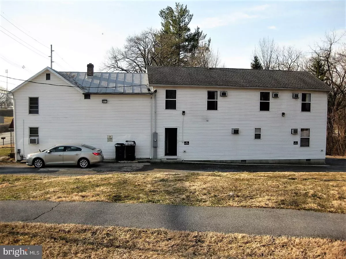 Shippensburg, PA 17257,420 N EARL ST