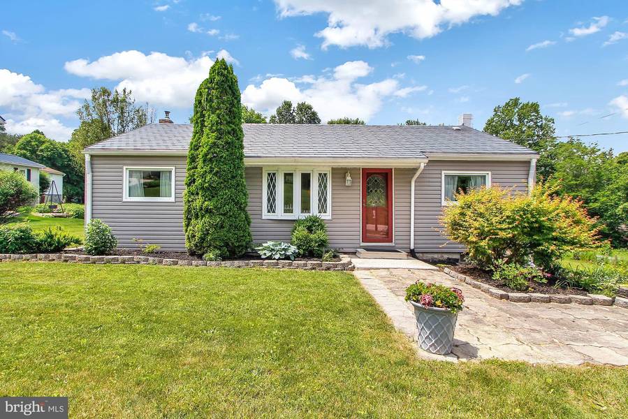 4244 CARLISLE RD, Gardners, PA 17324