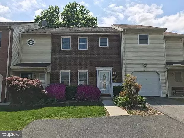 1104 RIDGE DR, Mechanicsburg, PA 17055