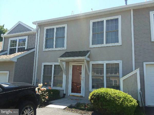 94 COURTYARD DR, Carlisle, PA 17013