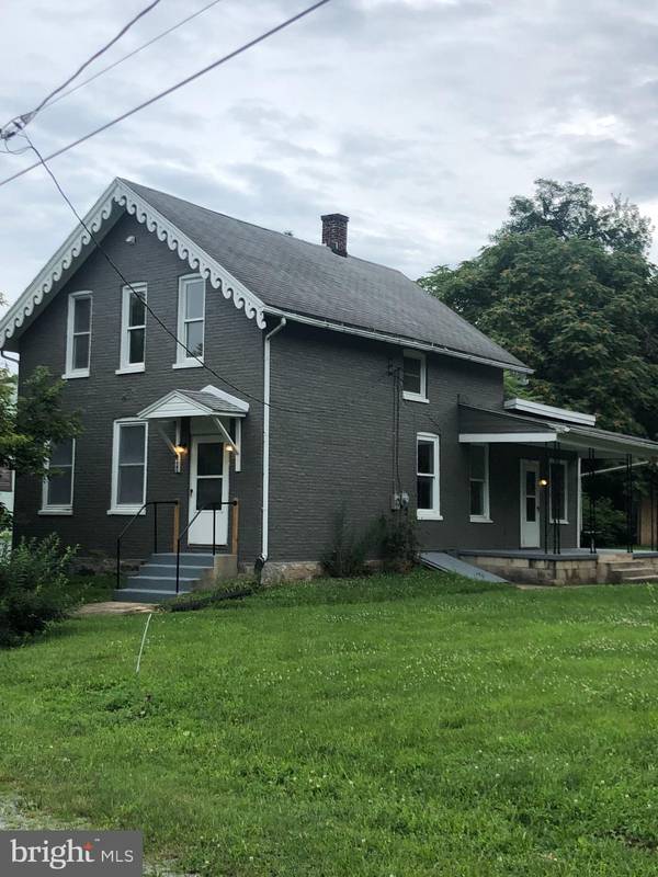 249 S EARL ST, Shippensburg, PA 17257