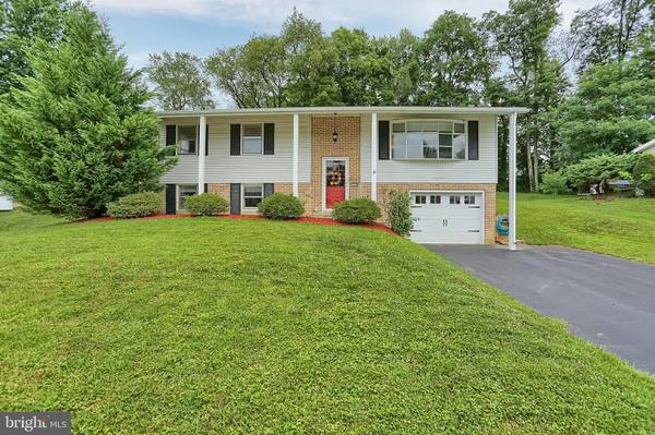 1213 MALLARD RD, Camp Hill, PA 17011