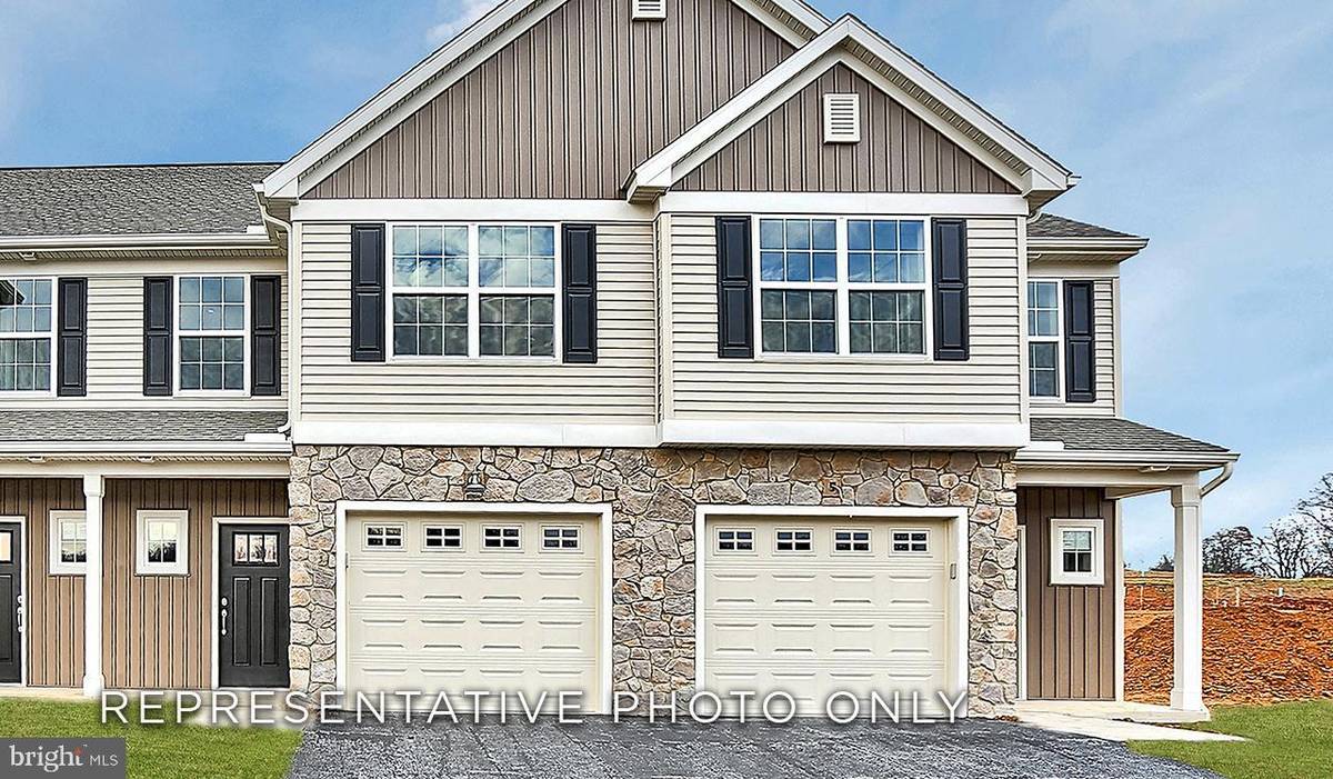 Mechanicsburg, PA 17055,550 BROOK SHIRE CT