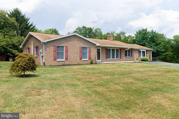 439 STEELSTOWN RD, Newville, PA 17241