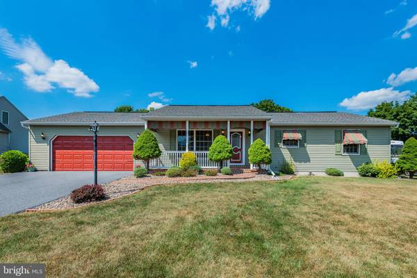 116 W HUNTER RD, Carlisle, PA 17015