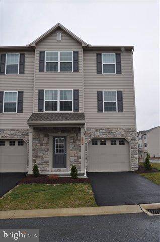 421 MAYWOOD CT, Mechanicsburg, PA 17050