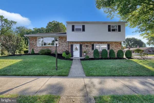 14 S WEST AVE, Shiremanstown, PA 17011