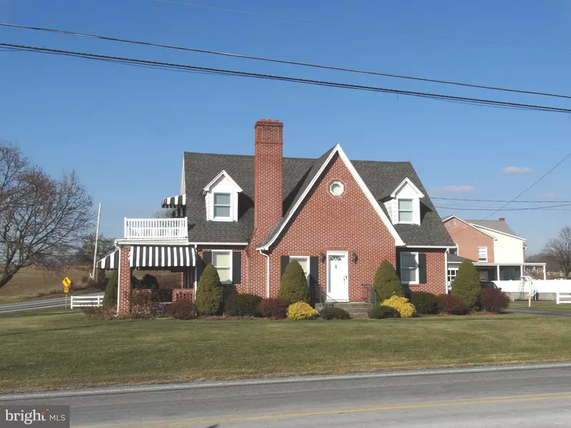 1099 RIDGE RD, Shippensburg, PA 17257