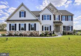 Boiling Springs, PA 17007,1 HIGHLAND TERRACE COURT