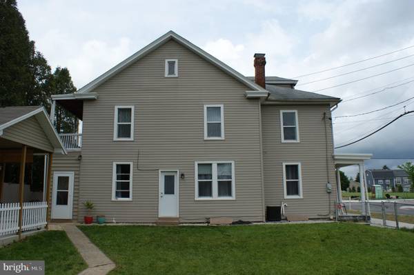 220 B ST. CARLISLE, PA 17013, Carlisle, PA 17013