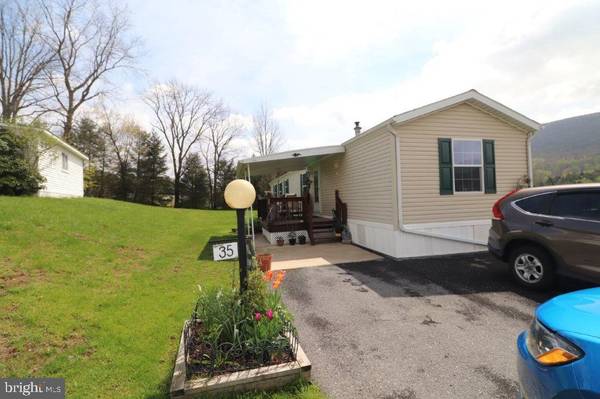 35 HILL SIDE PL, Kunkletown, PA 18058