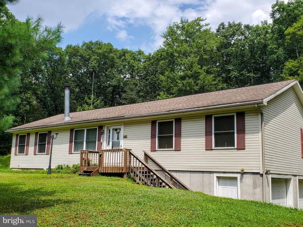 455 LAKE DR, Lehighton, PA 18235