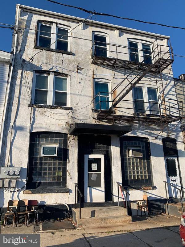 50 W LUDLOW ST, Summit Hill, PA 18250