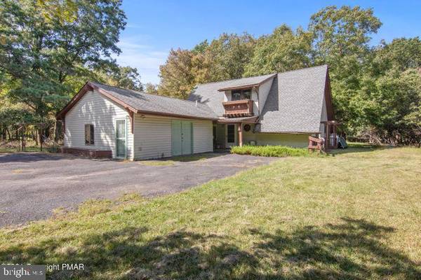 219 PENN FOREST TRL, Albrightsville, PA 18210