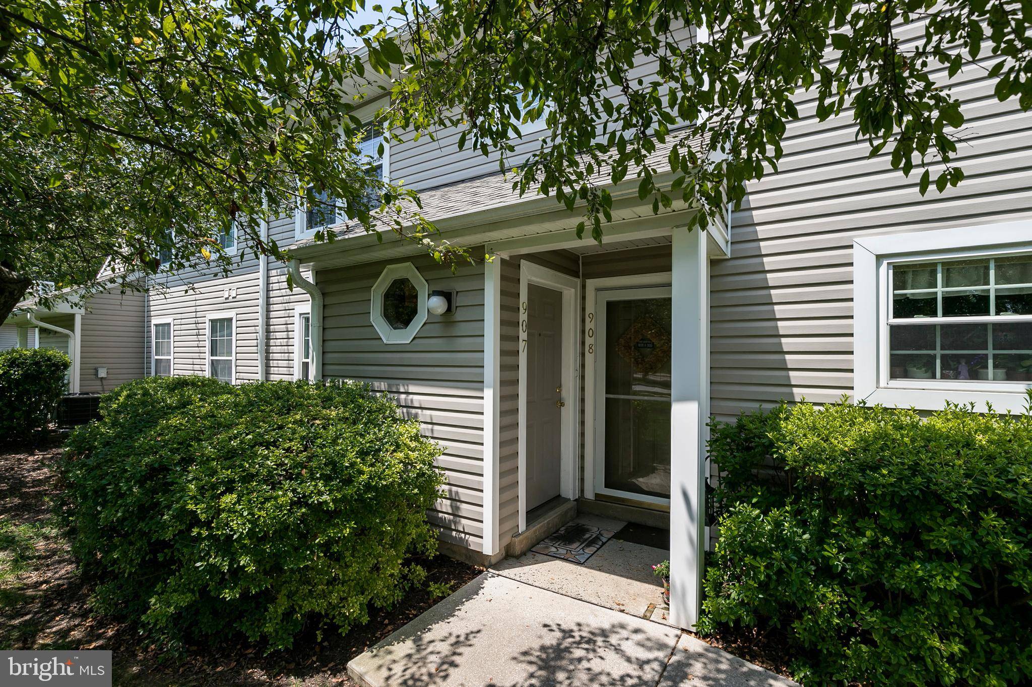 West Chester, PA 19380,907 RAILWAY SQ #46