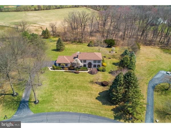 10 QUAIL HILL LN, Downingtown, PA 19335