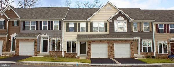 1282 BENJAMIN DR, Kennett Square, PA 19348