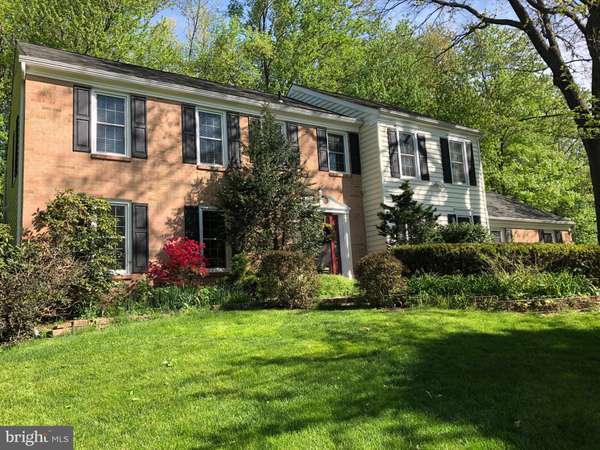 1537 SLEEPY HOLLOW LN, West Chester, PA 19380