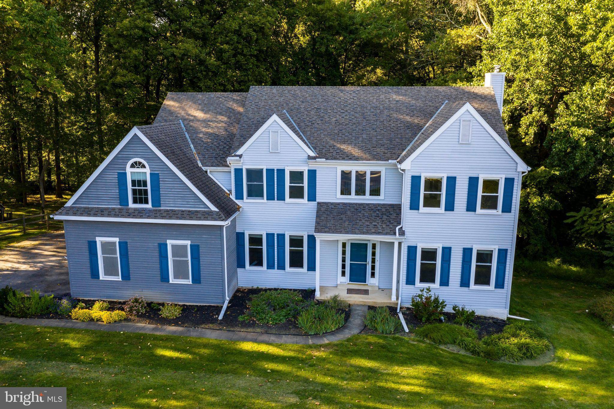 205 OXFORD HILL LN, Downingtown, PA 19335