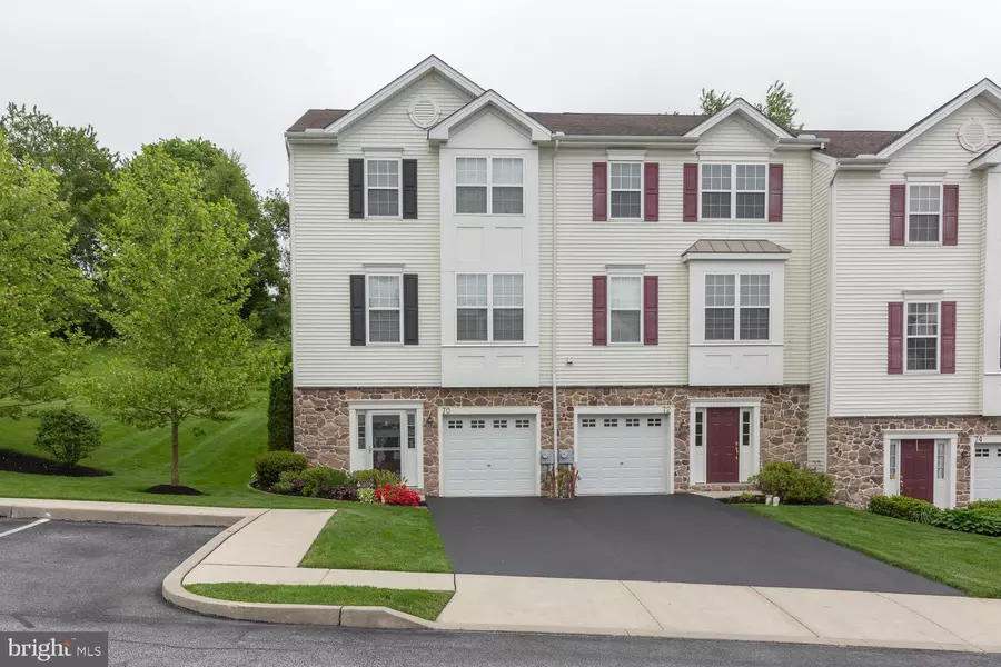 70 NARRAGANSETT LN, Coatesville, PA 19320