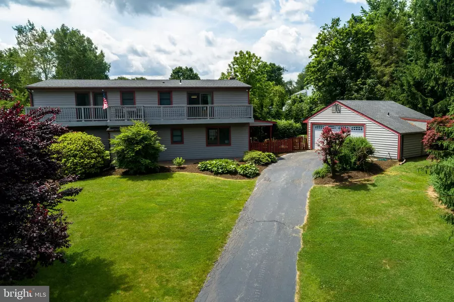 20 MINERAL SPRINGS RD, Coatesville, PA 19320