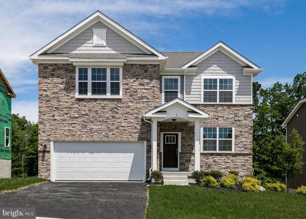 9 CLAYTON LN, Downingtown, PA 19335