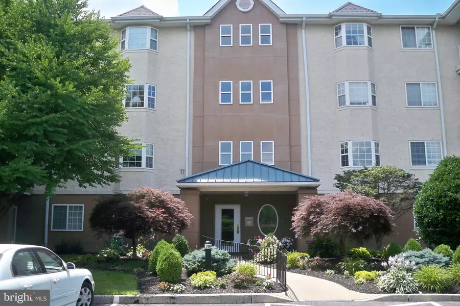 303 PAOLI POINTE DR E #303L, Paoli, PA 19301