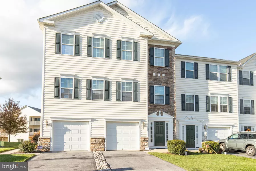 35 TUXFORD LN #35, Coatesville, PA 19320