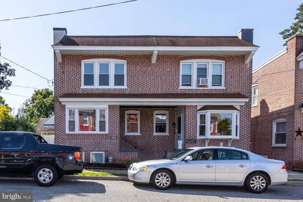 406 1ST AVE, Phoenixville, PA 19460