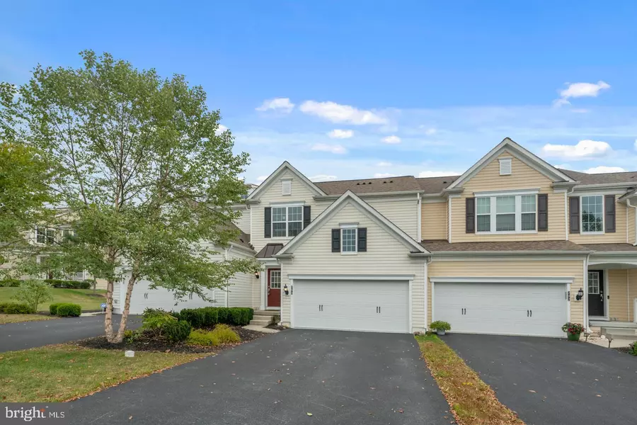 290 N CALDWELL CIR, Downingtown, PA 19335