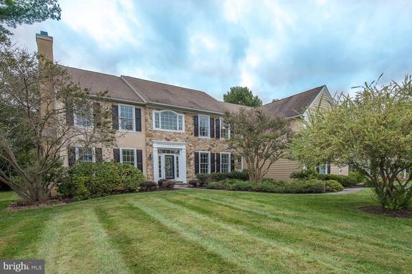 8 DEVONSHIRE LN, Malvern, PA 19355