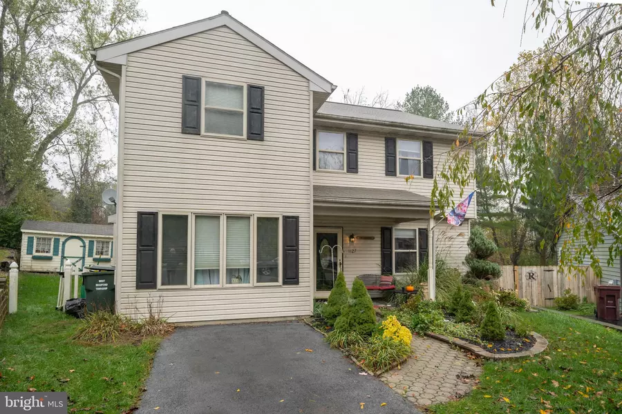 1127 NEW HAMPSHIRE LN, Downingtown, PA 19335