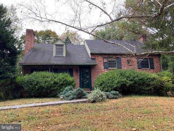 554 SUGARTOWN RD, Malvern, PA 19355