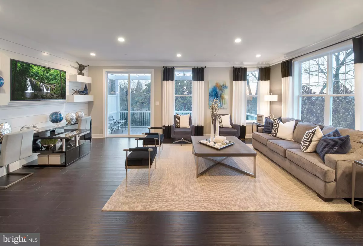 Downingtown, PA 19335,33 LILA LANE