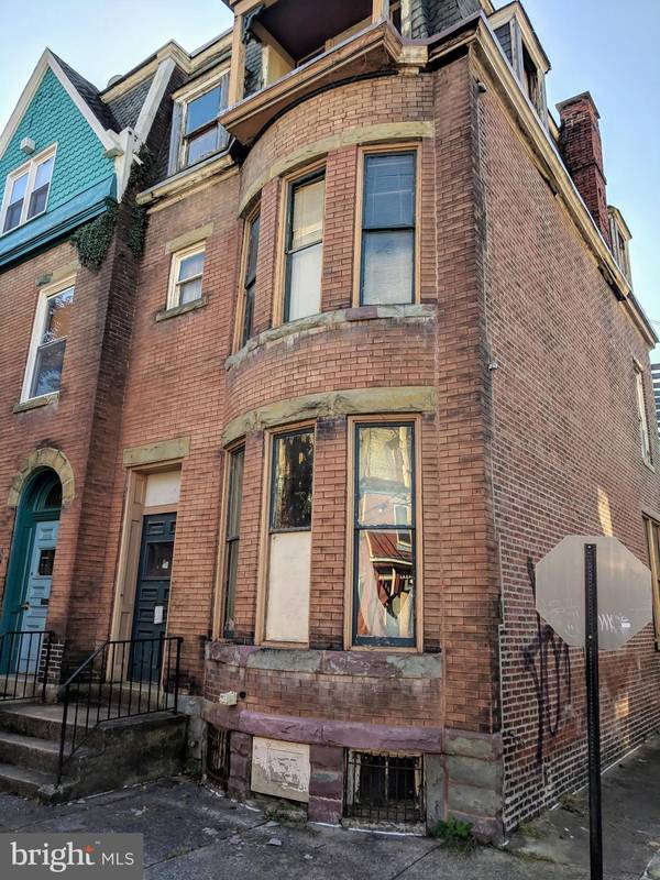 1712 GREEN ST, Harrisburg, PA 17102